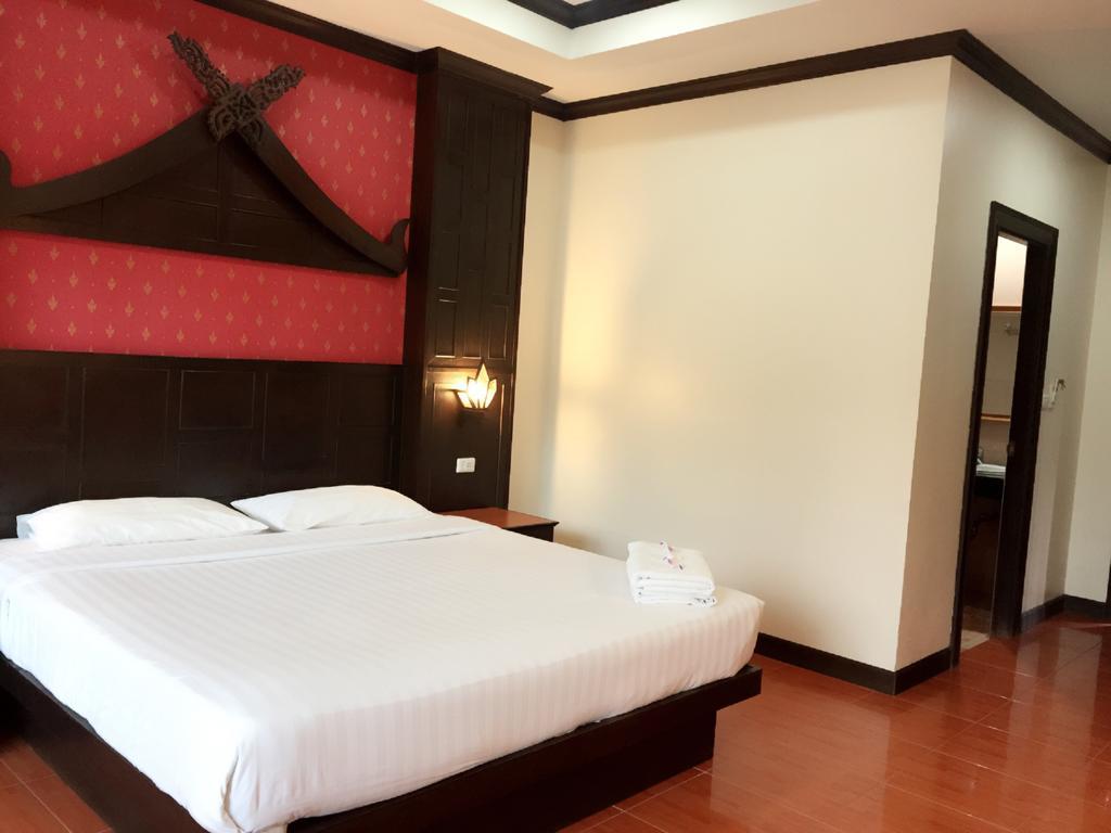 Sk Residence Patong Exterior photo
