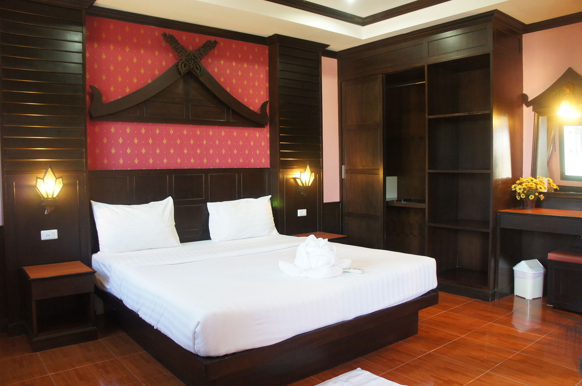 Sk Residence Patong Exterior photo
